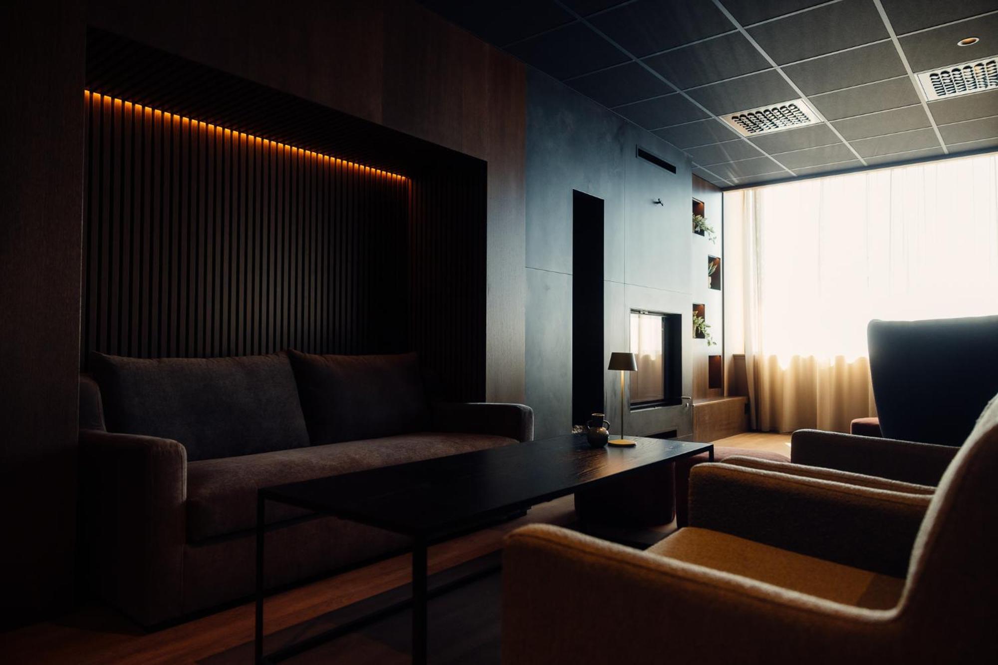 Bjerkvik Hotell ภายนอก รูปภาพ