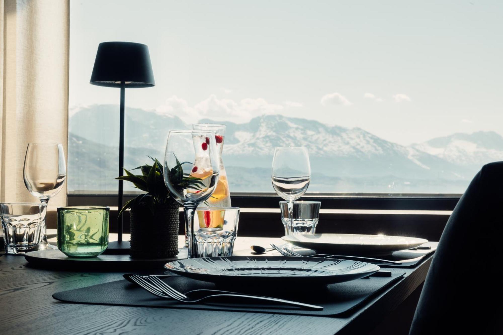 Bjerkvik Hotell ภายนอก รูปภาพ