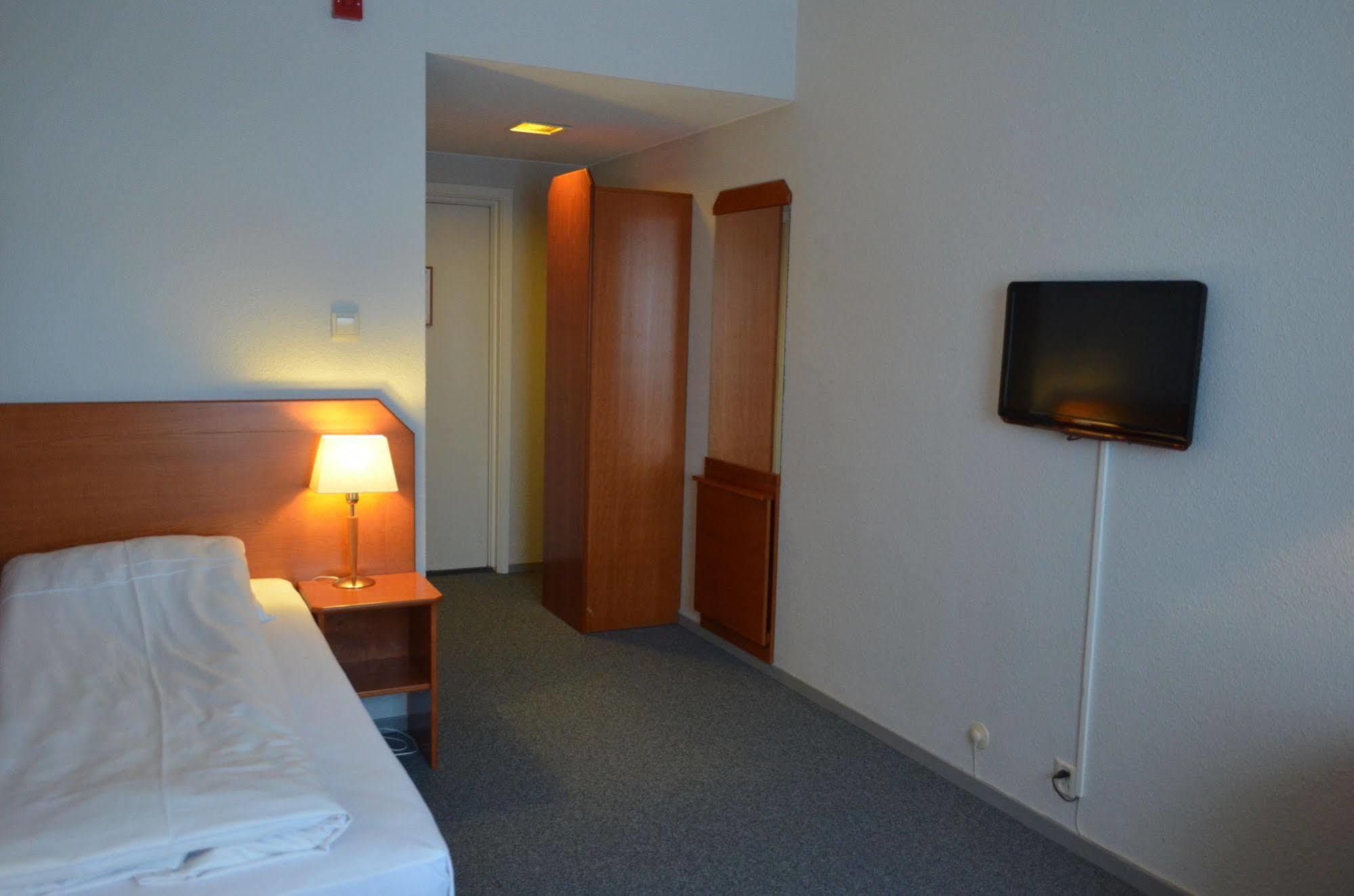 Bjerkvik Hotell ภายนอก รูปภาพ